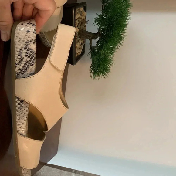 Naturalizer leather  sandals 8 - Picture 5 of 11